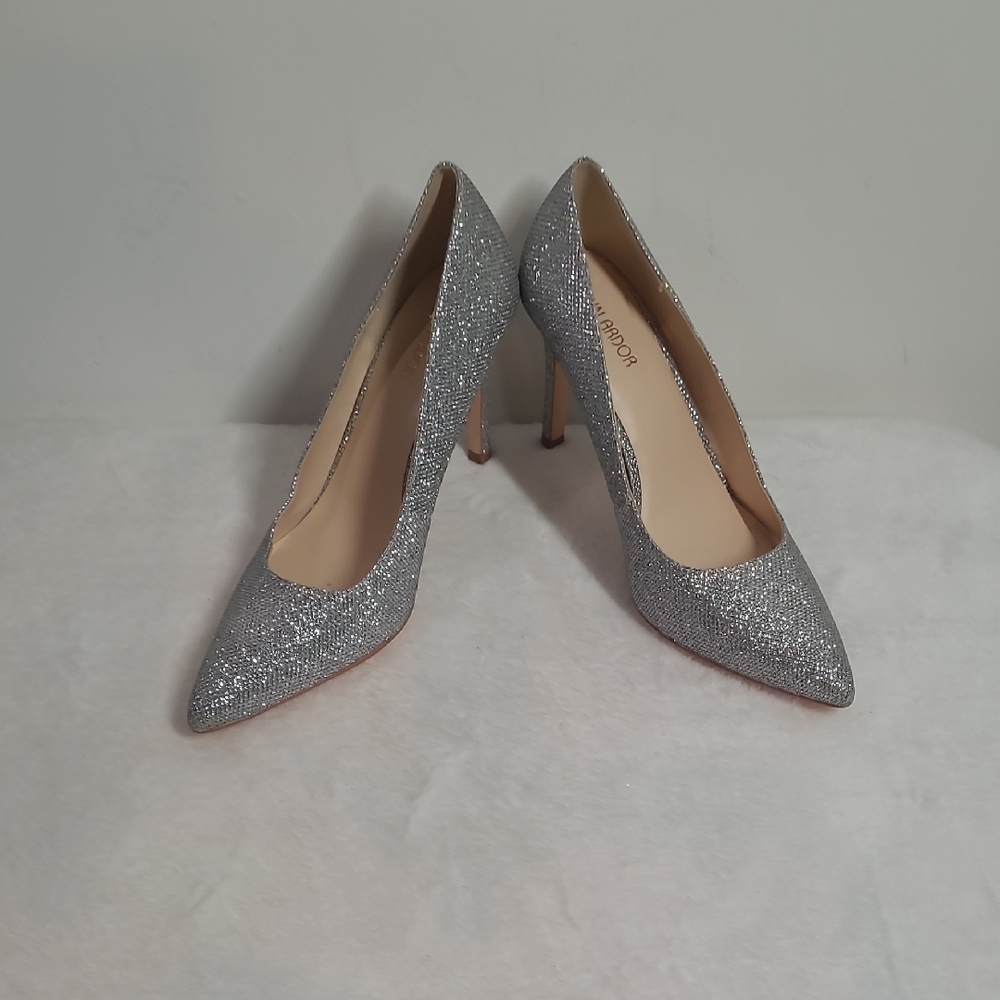 Jenn Ardor Elegant Silver Glitter Pumps - Picture 10 of 10